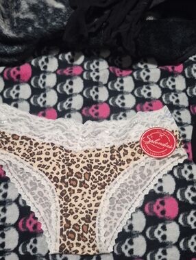 Leopard Lace Bikini Panty - Brown & White